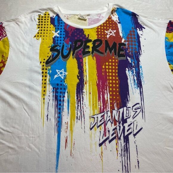 Akademiks White and Red Short Sleeve Tee with Artistic Design - Picture 6 of 11